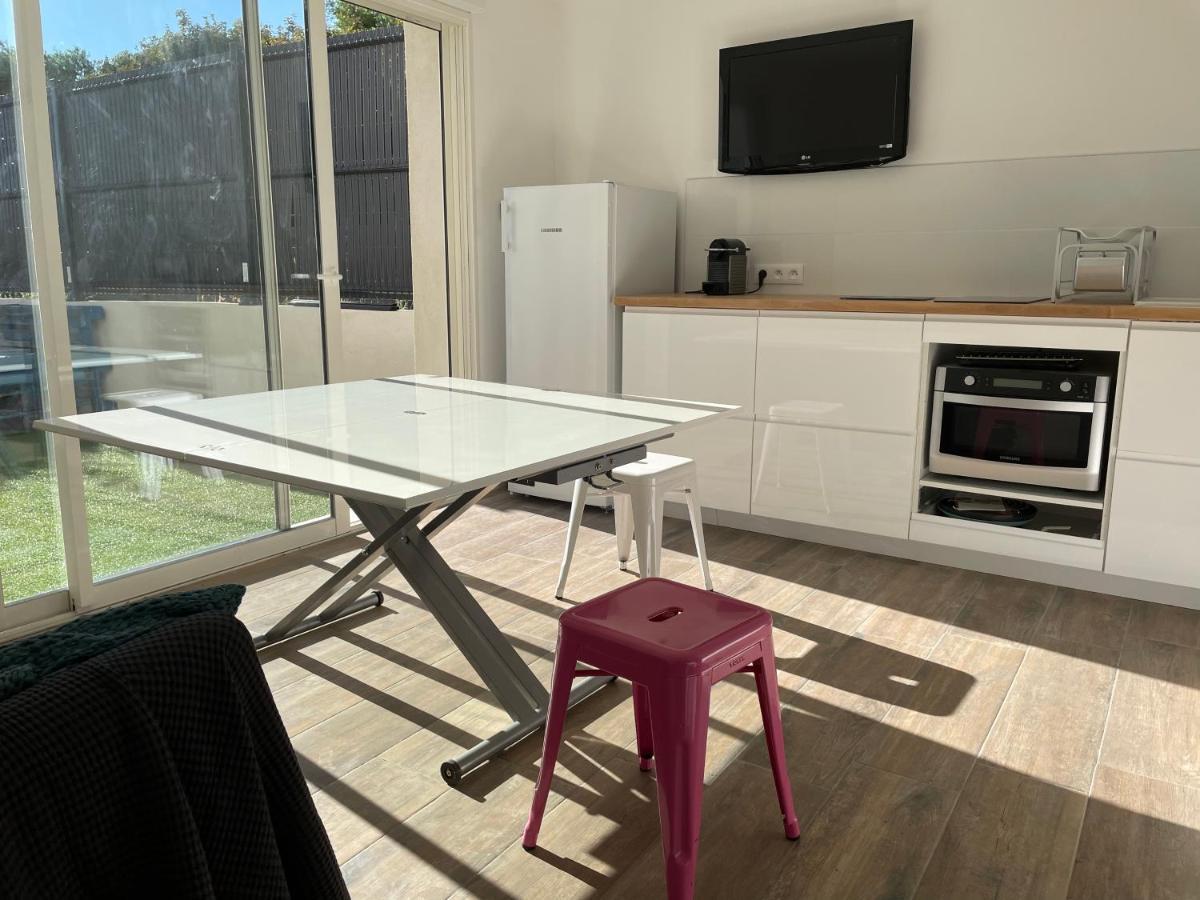 Ambiance Provence Apartment La Fare-les-Oliviers Exterior photo